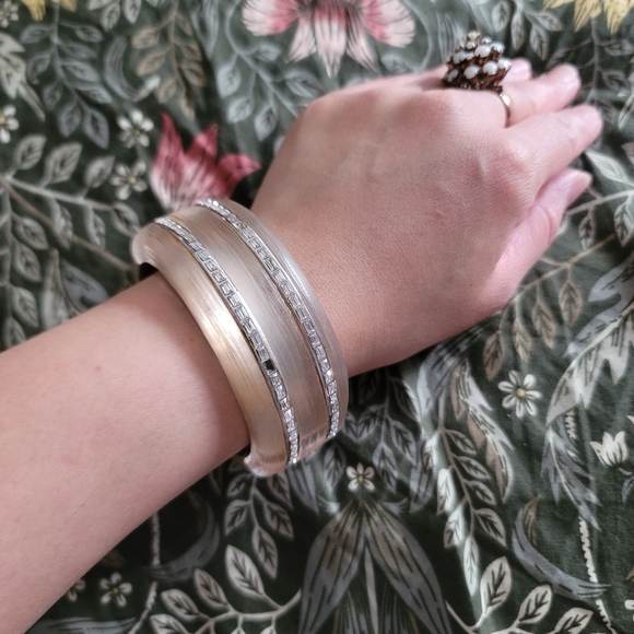 Alexis Bittar Lucite Crystal Hinge Bangle Bracelet - Picture 3 of 10
